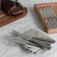 Load image into Gallery viewer, 8pc Steak Knife Set