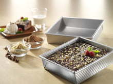Load image into Gallery viewer, 9&quot; Square Cake Pan