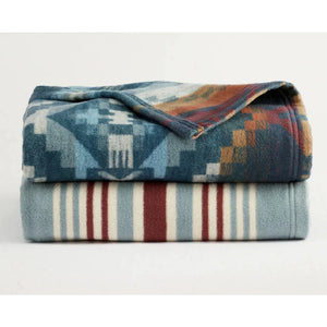 Carico Lake Blue Throws Set/2